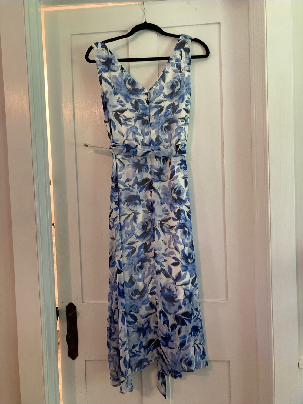 Karl Lagerfeld White and Blue Floral V-Neck Midi Dress